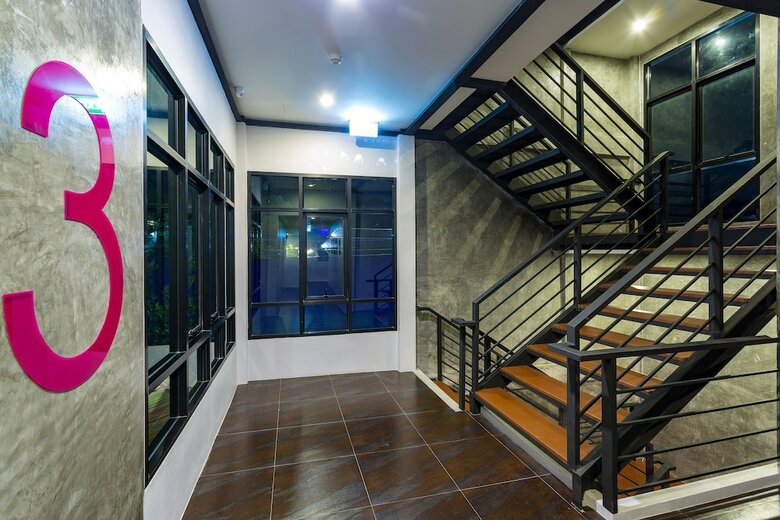 Oneloft Hotel