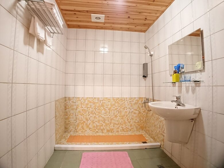 Dongning Atlas Hotel