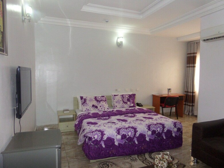 Laps New World Hotel