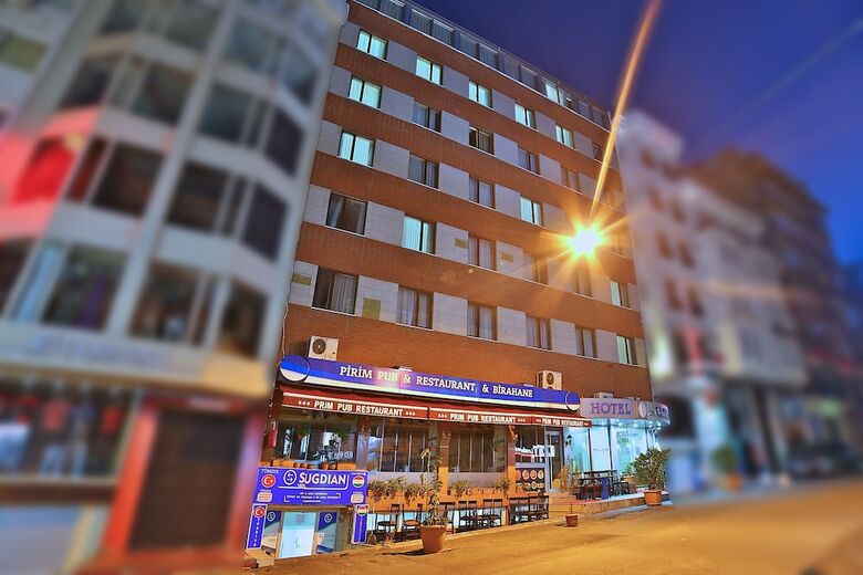 The Center Hotel