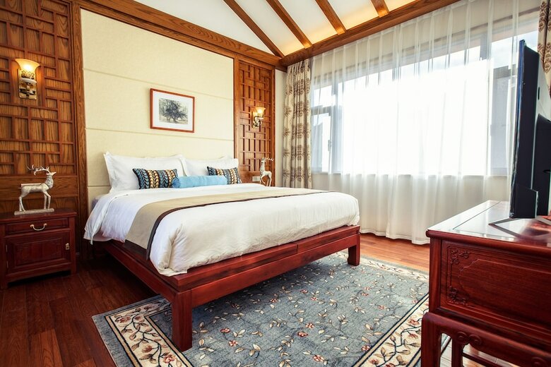 Hotel Snowy Sands Resort