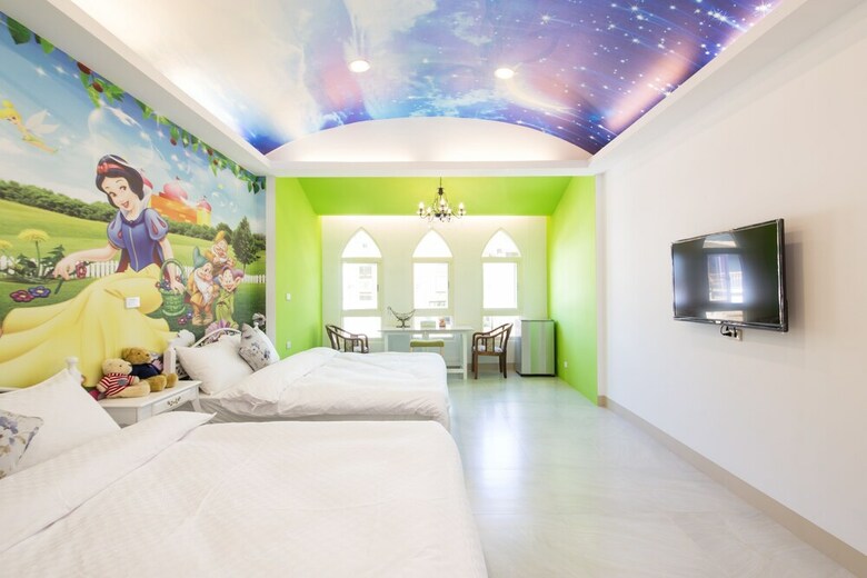 Hotel Purple Villa