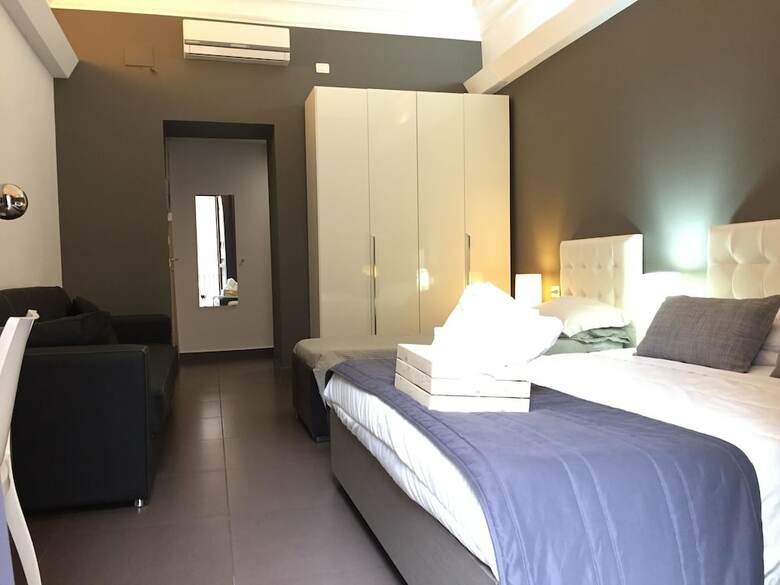 Bed & Breakfast Ottomood Ala Ovest Catania Centro