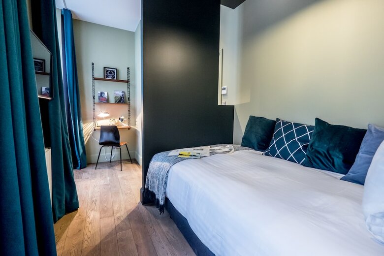 Hotel 1er Etage Sopi