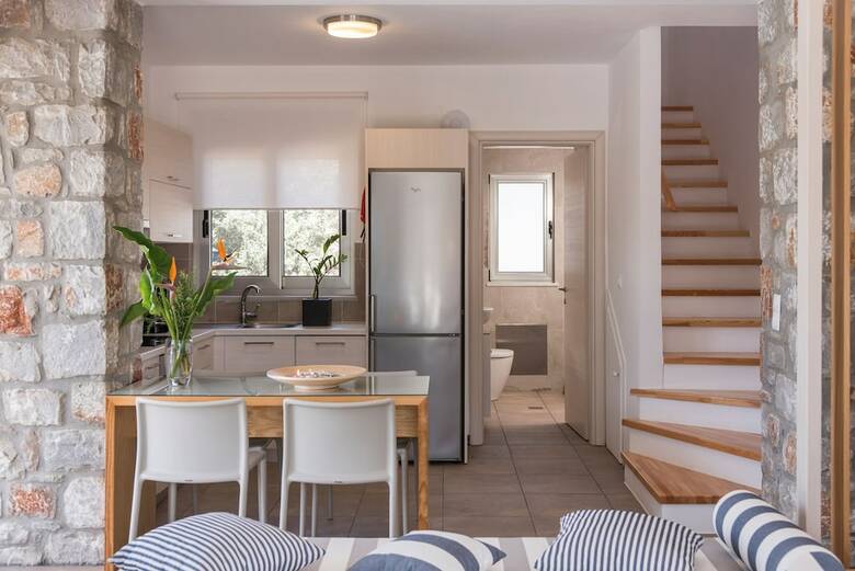 Cedar Bay Beachside Villas