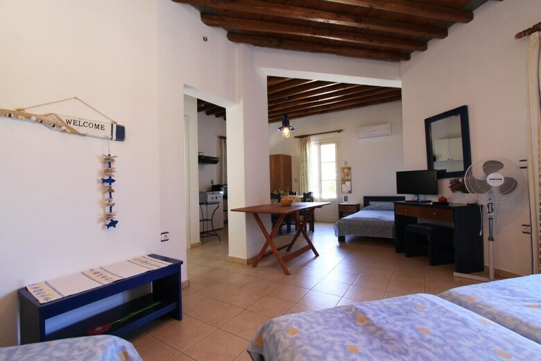 Hotel Smaragda Rooms & Studios