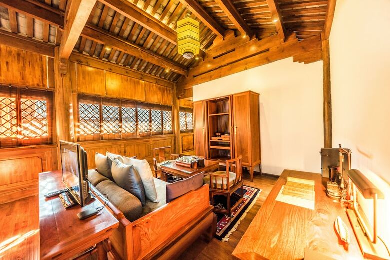 Posada Sanshengwuer Zeyun Inns