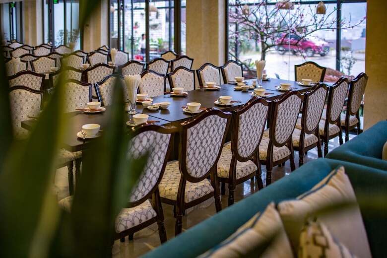 Freesia Hotel