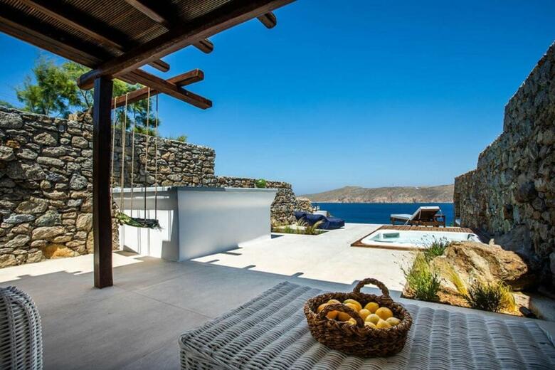 Aiolos Villas