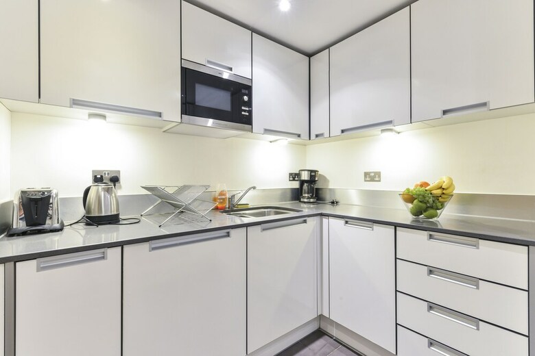 Tower Bridge City Apartments