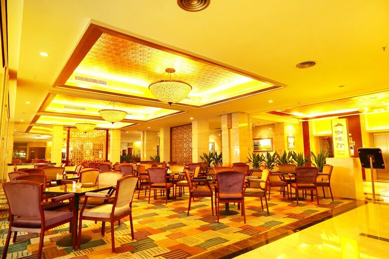 Green Lotus Hotel
