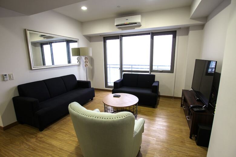 Hotel Siglo Suites @ The Acqua Private Residences