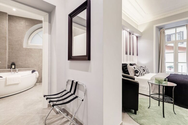 Maison Degli Artisti Suites