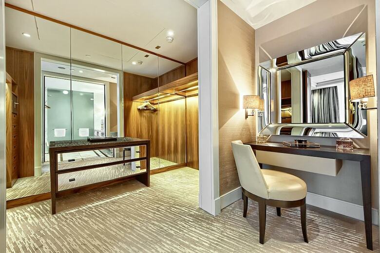 Hotel Sky Apartments Rentals Service