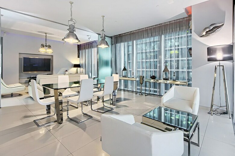 Hotel Sky Apartments Rentals Service