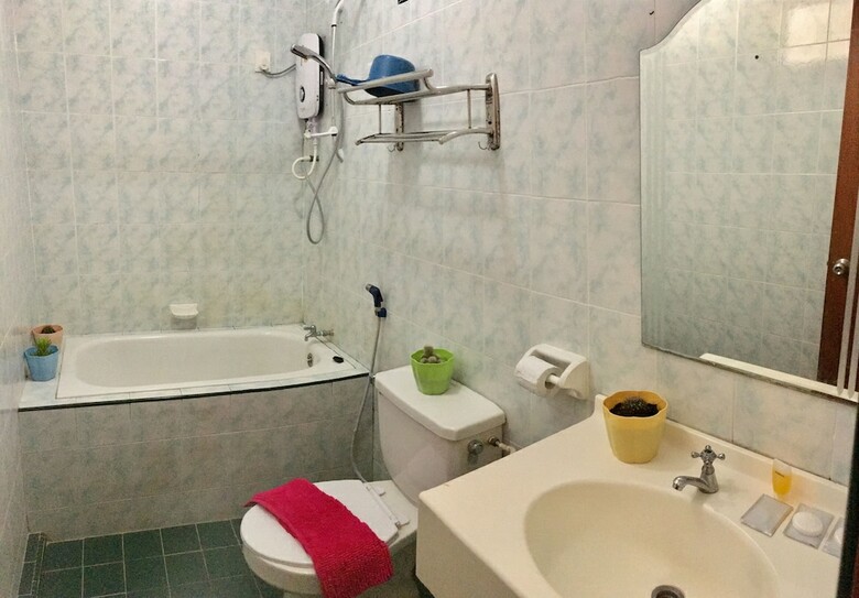 Hotel Teluk Batik Holiday Apartment
