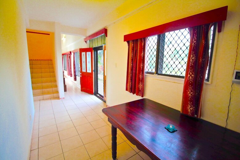 Hotel Tonga Holiday Villa