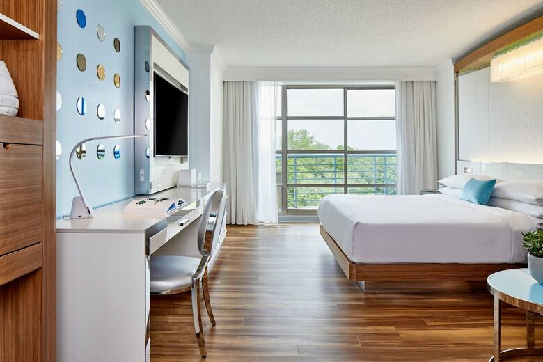 Hotel Renaissance Charlotte Southpark