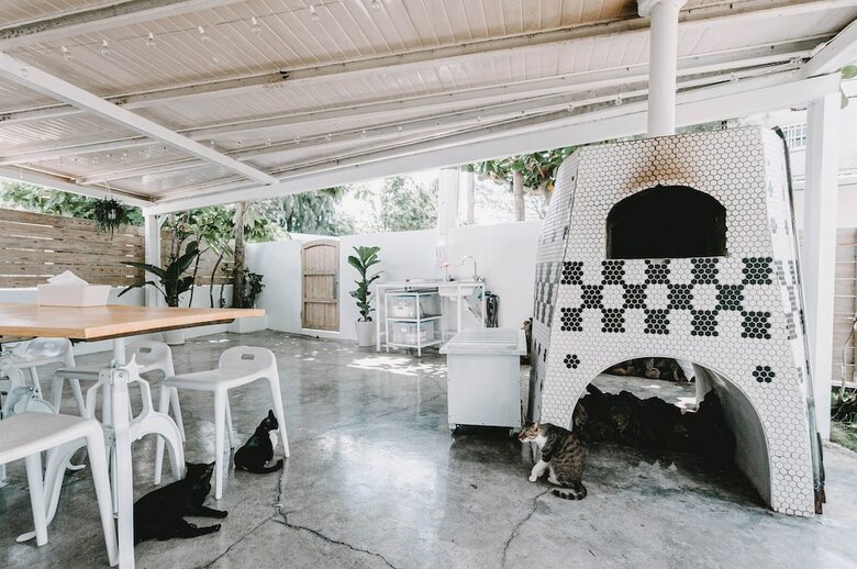 Bed & Breakfast Tenday Homestay