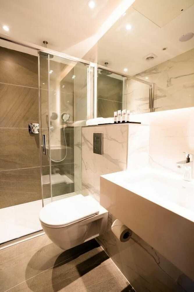 Merit Kensington Hotel