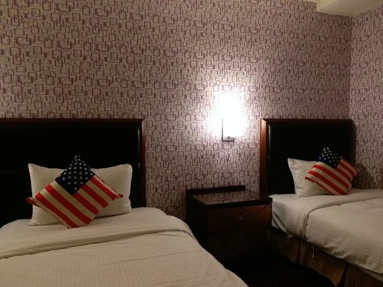 Hon Dow Hotel