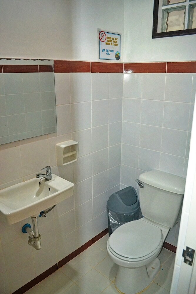 Hostal Mayon Backpackers Hostel