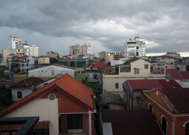 Poetic Hue Hotel