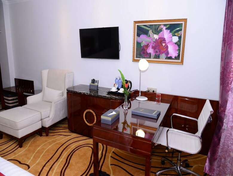 Royal Hinthar Hotel