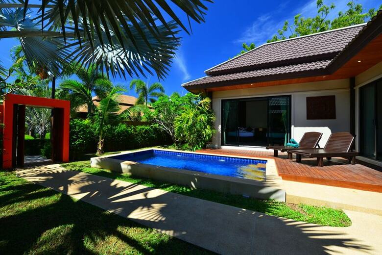 Naiharn Garden Villa