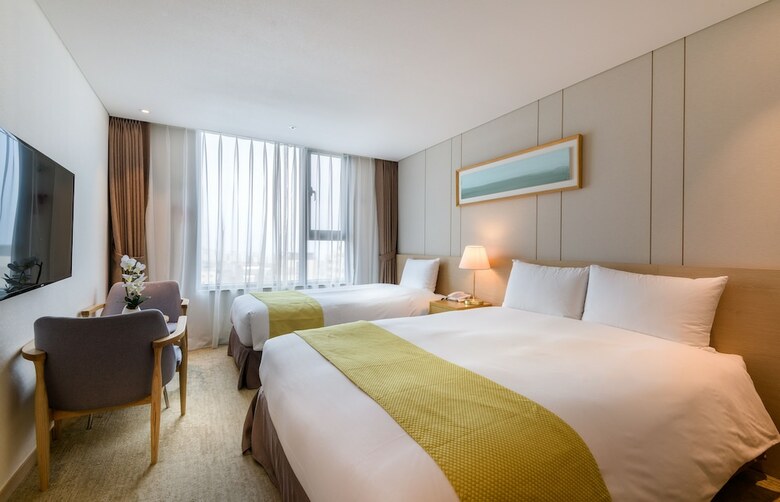 Win Sky Hotel
