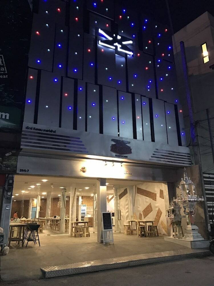 Hotel X Kingdom Guest House