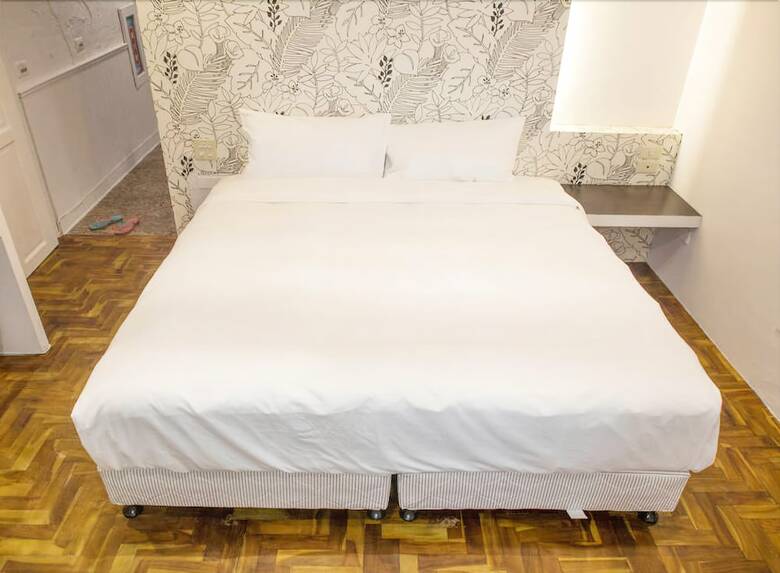 Summer Aura B&B
