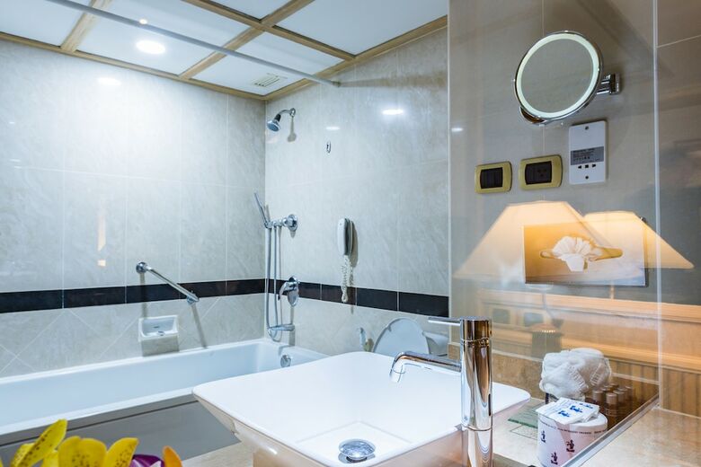 Apartamento Royal Cliff Beach Hotel