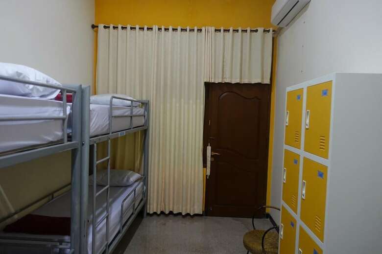 Hostal The Backpacker Semarang - Hostel