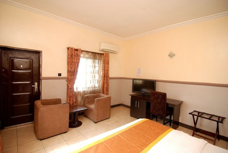 Trafford Hotel