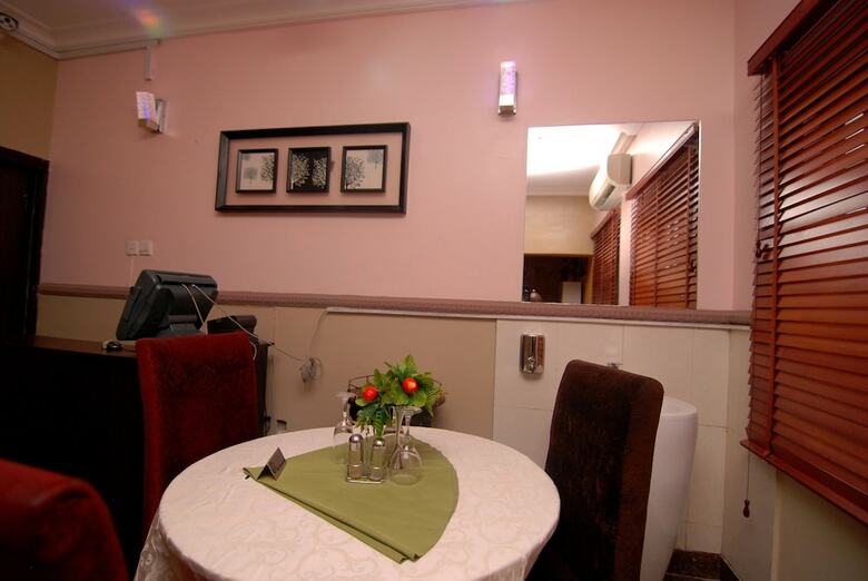 Trafford Hotel