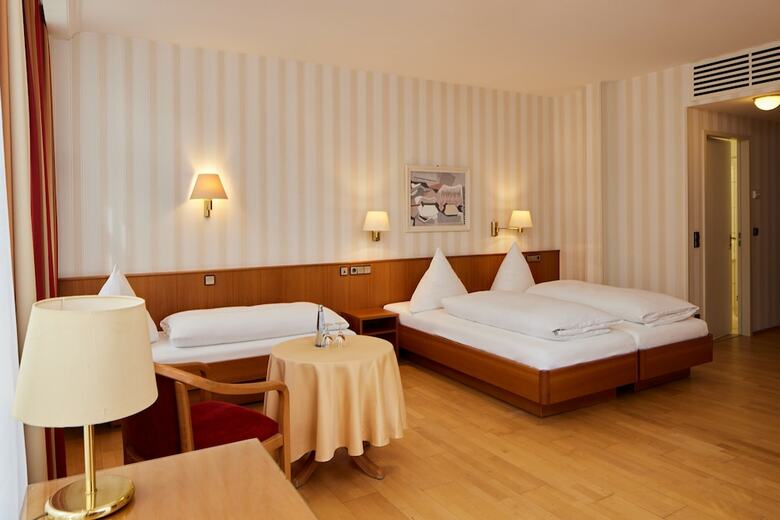 Hotel Zum Schiff