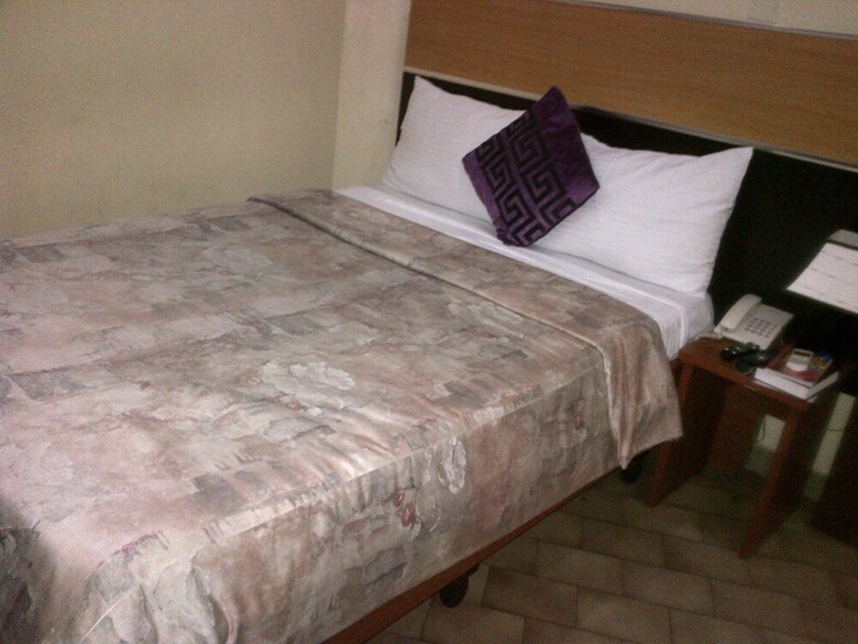 Hotel Deen Apartment Services