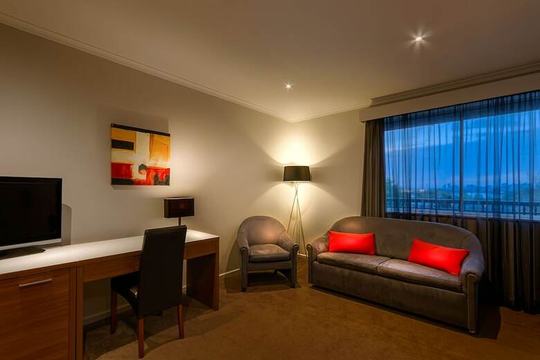 Hotel Crest On Barkly