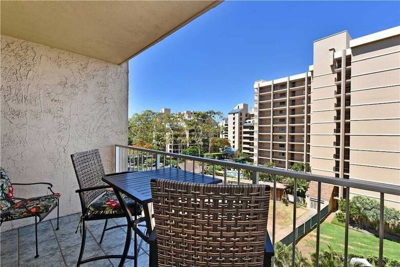 Royal Kahana #617 - Studio Condo
