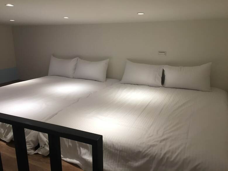 Hotel Gathering