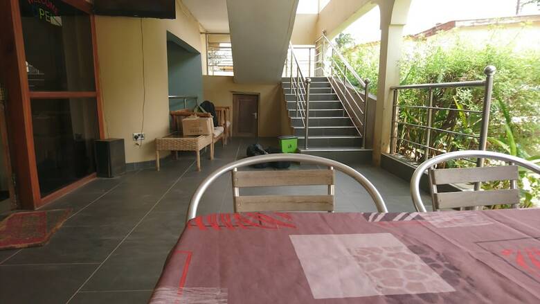 Hotel The Golden Apple Guest House