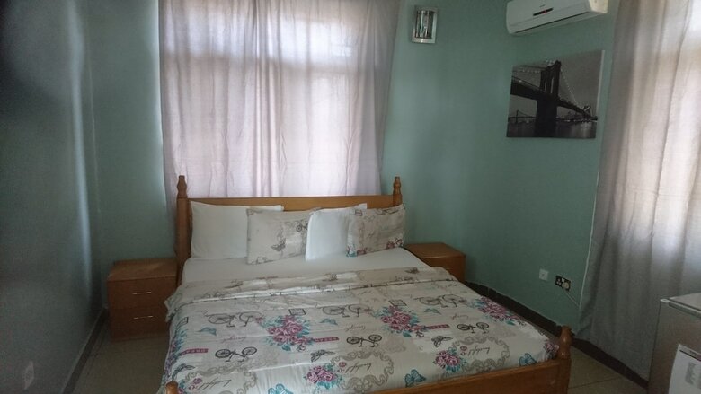Hotel The Golden Apple Guest House