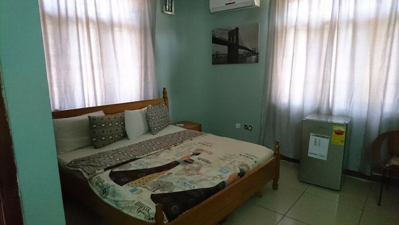 Hotel The Golden Apple Guest House