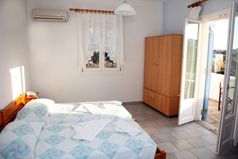 Hotel Agnadi Syros Studios & Rooms