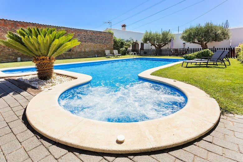 Agroturismo Masia Can Canyes & Spa