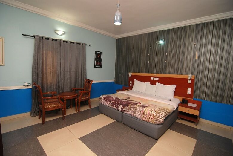 Hotel Peace Royal Resort