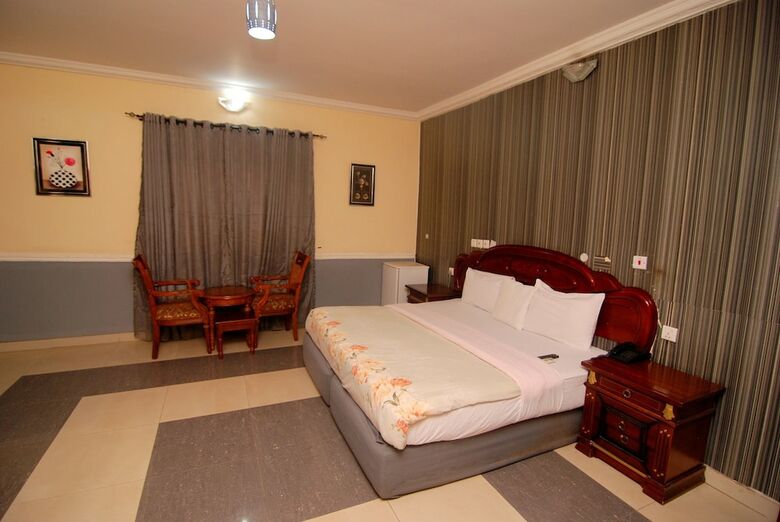 Hotel Peace Royal Resort