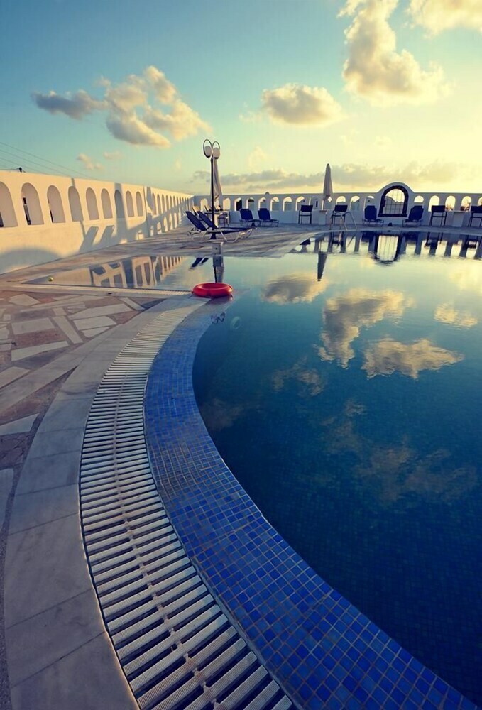 Hotel Villa Kavallaris & Apartments