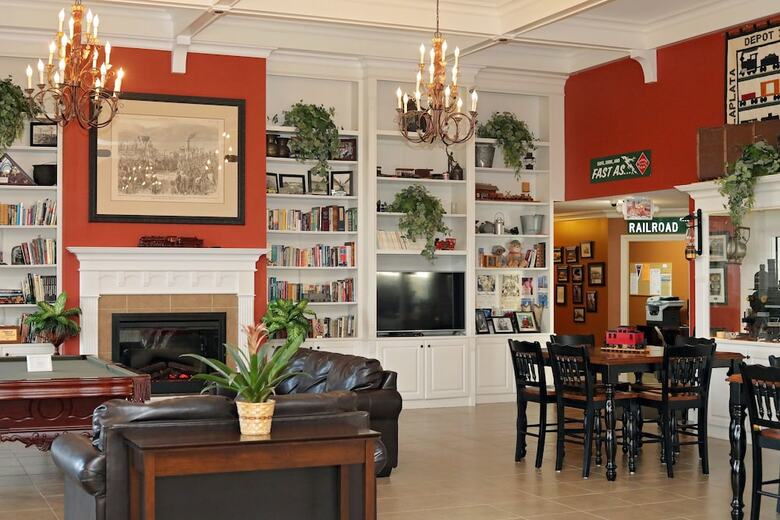 Hotel Depot Inn And Suites